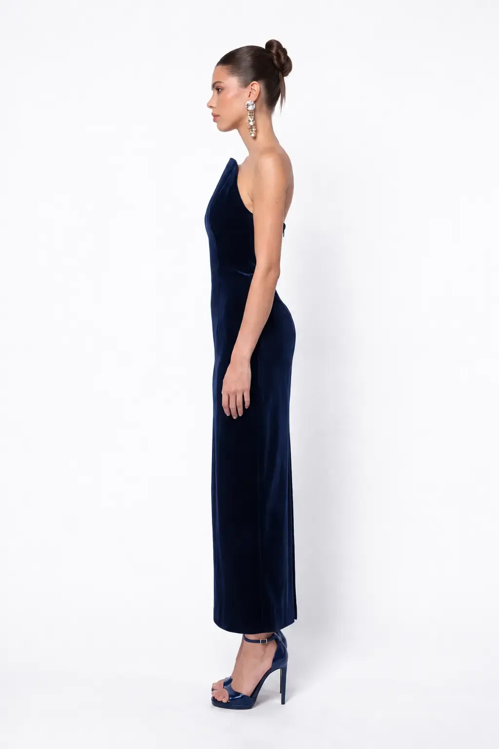 LACİVERT KADİFE BODYCON MİDİ ELBİSE