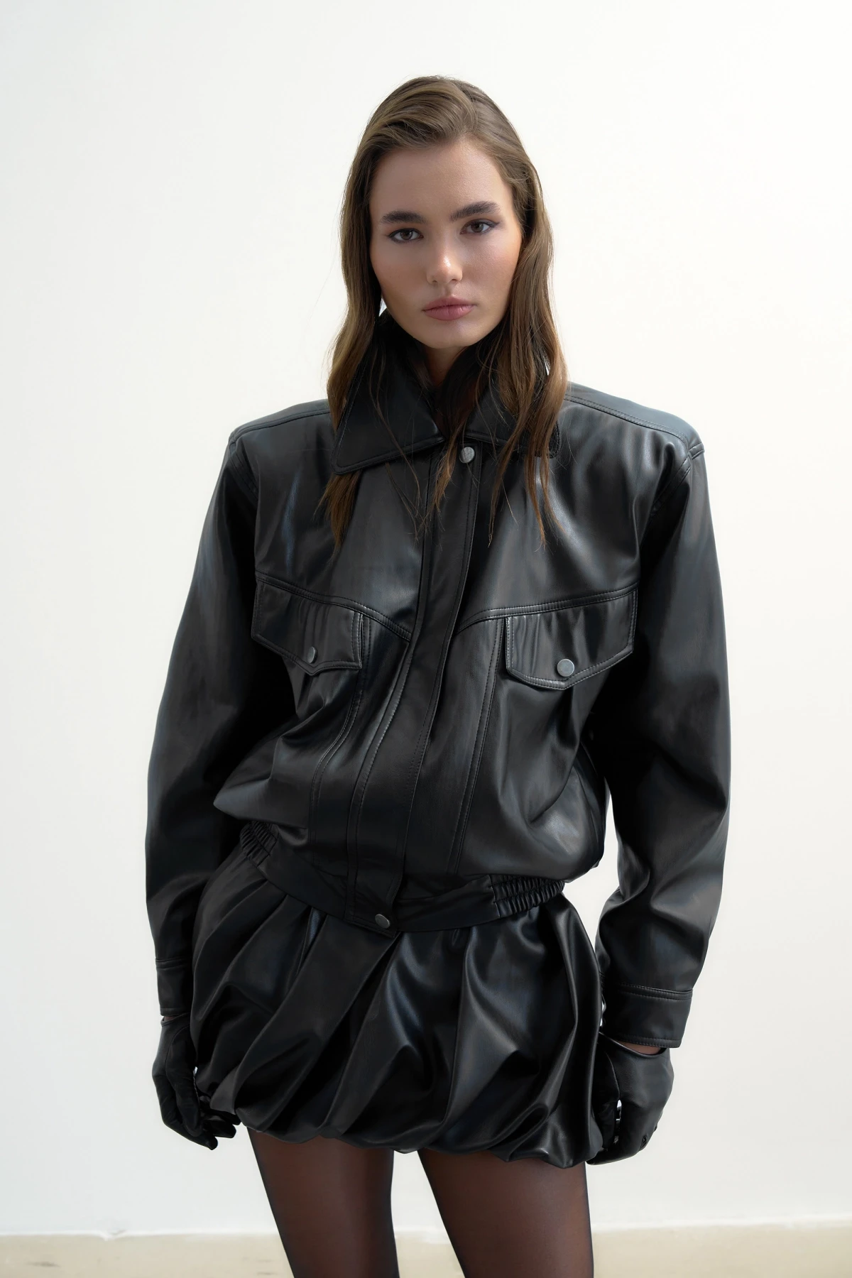 BLACK LEATHER JACKET