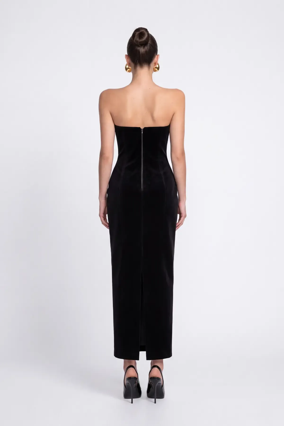 SİYAH TÜY DETAYLI KADİFE BODYCON MİDİ  ELBİSE