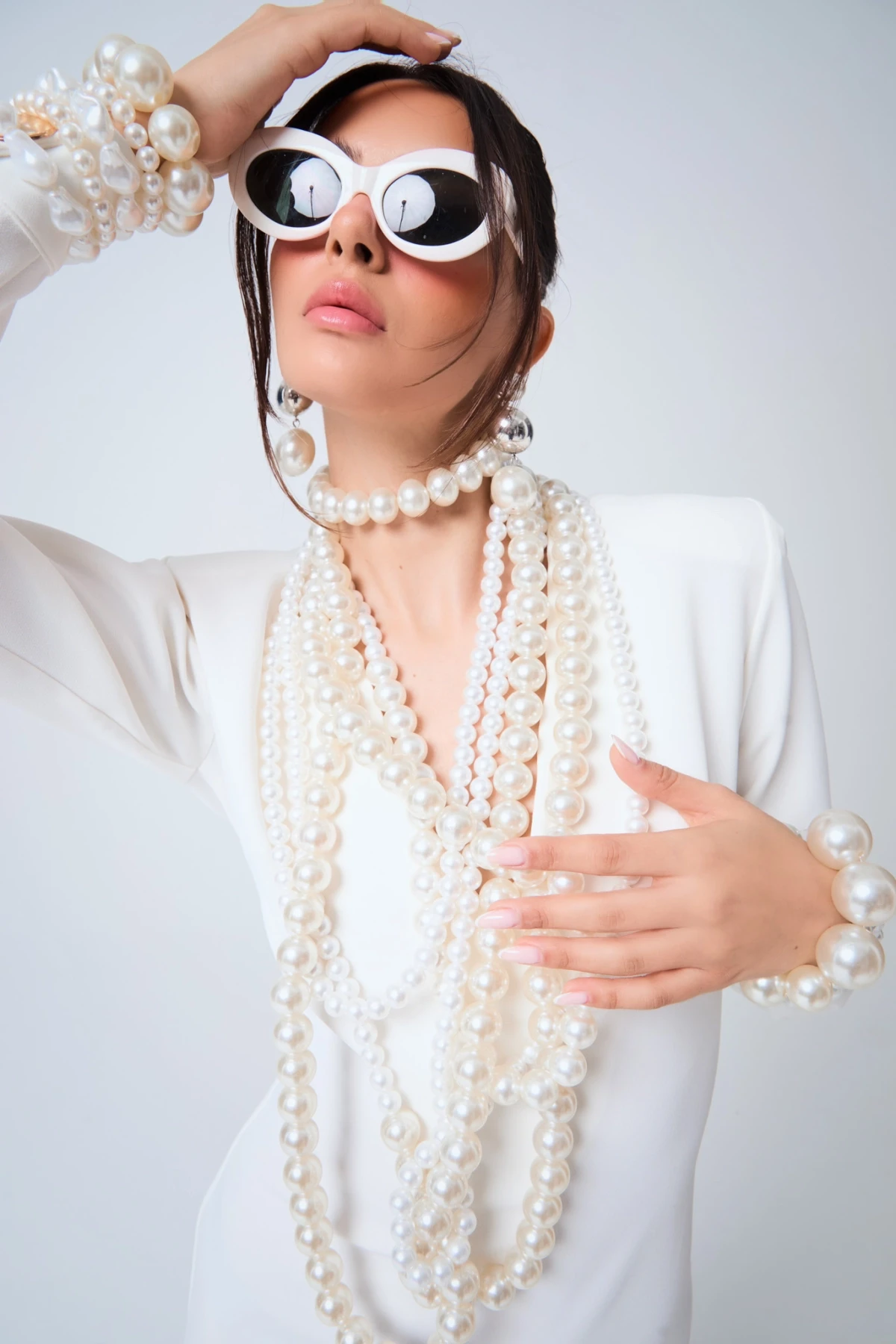 V-NECK CREPE WHITE MAXI DRESS